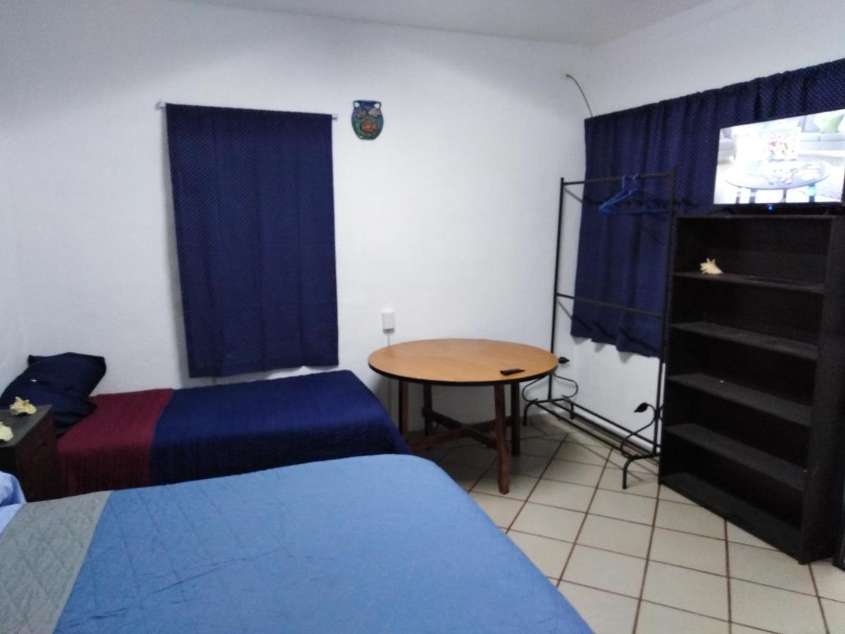 Habitaciones-Comodas-Aire-Wifi-Tv-Cerca De Playa-!!Excelente Precio II مانزانيلو المظهر الخارجي الصورة